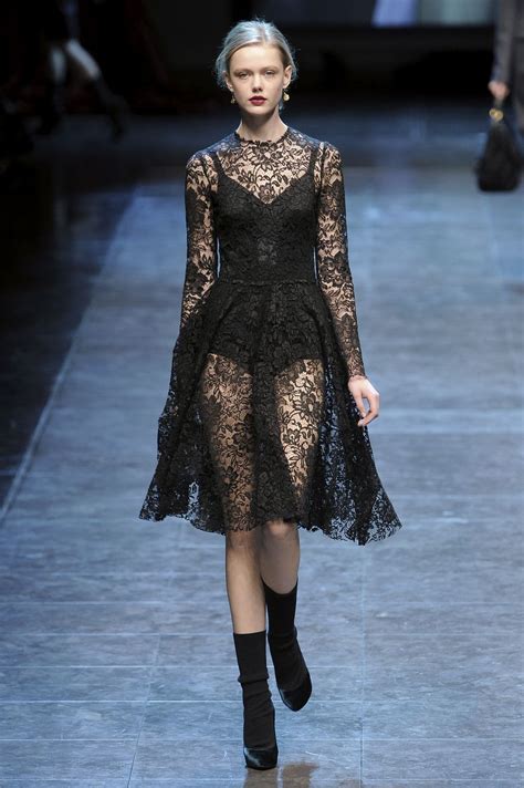 Dolce & Gabbana Spring 2010 Runway 